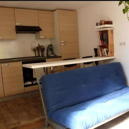 Апартаменты Cocon Duplex A La Ferme Boutx Экстерьер фото